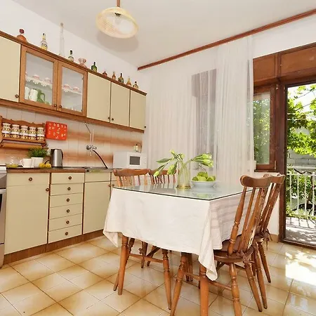 Condo Marija Split